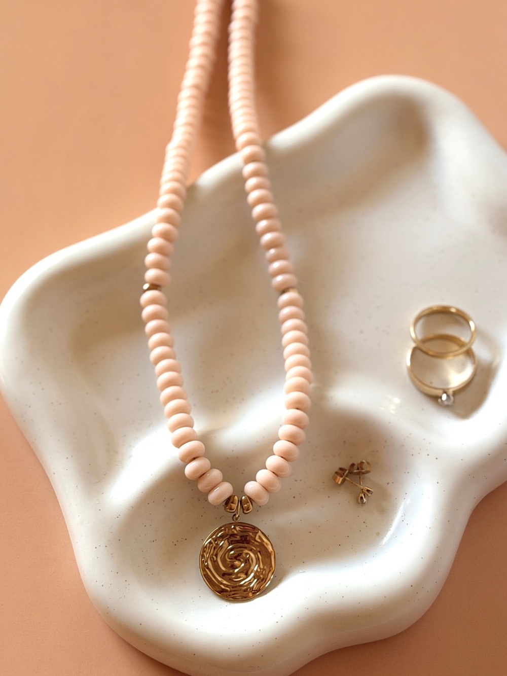 NWT: Gold Pendant Blush Bead Necklace - Women Jewelry